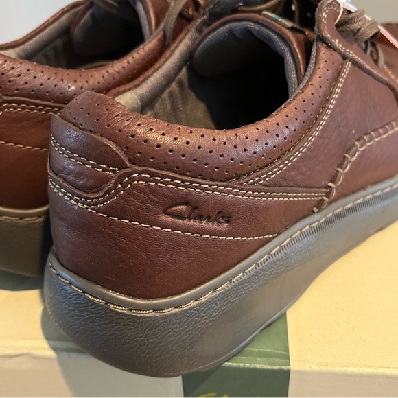 Clarks Charton Vibe Brown Leather Lace Up Shoe - Picture 9 of 12